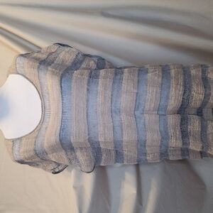 Rachel Roy Swoop Neck SZ SM